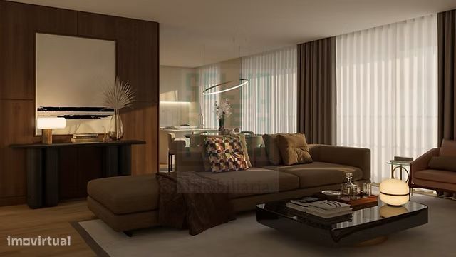 Apartamento T3 novo c/ varanda e box