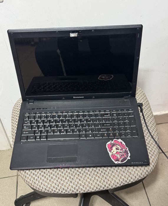 Ноутбук леново экран целый