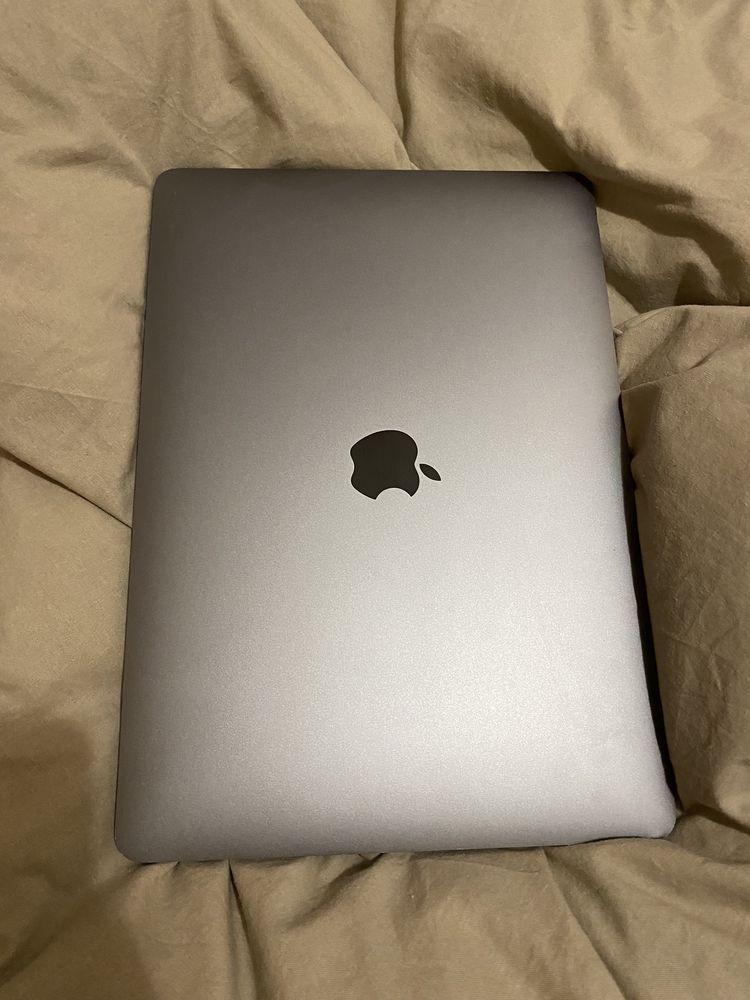 MacBook Air 2019, i5, 8гб, 256gb, space gray