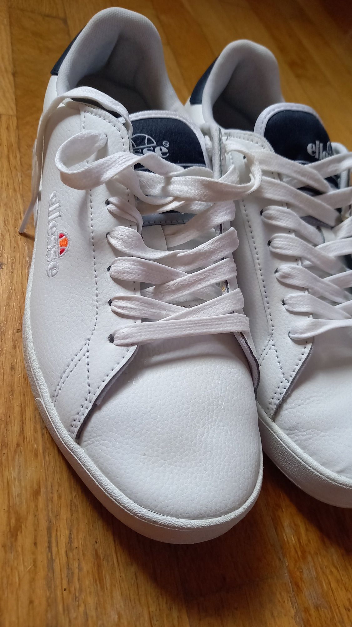 Adidasy ellesse białe buty