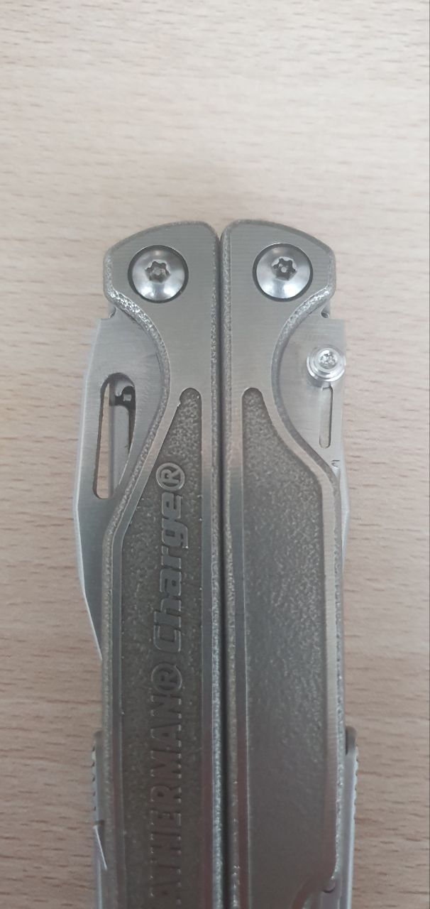 Пилкотримач для мультитулів Leatherman Wave, Charge, Signal