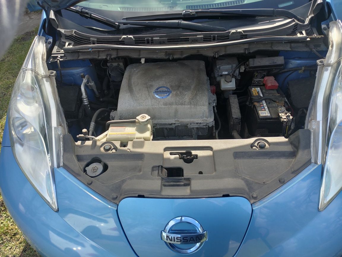 Nissan Leaf 2014