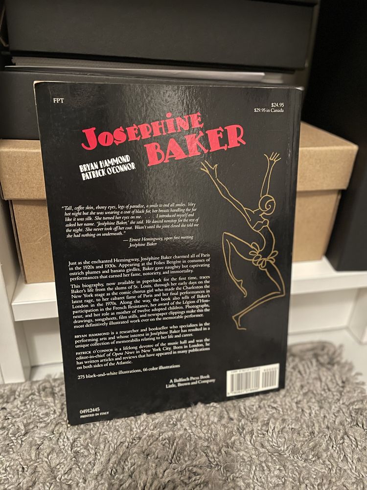 Josephine Baker biografia po angielsku
