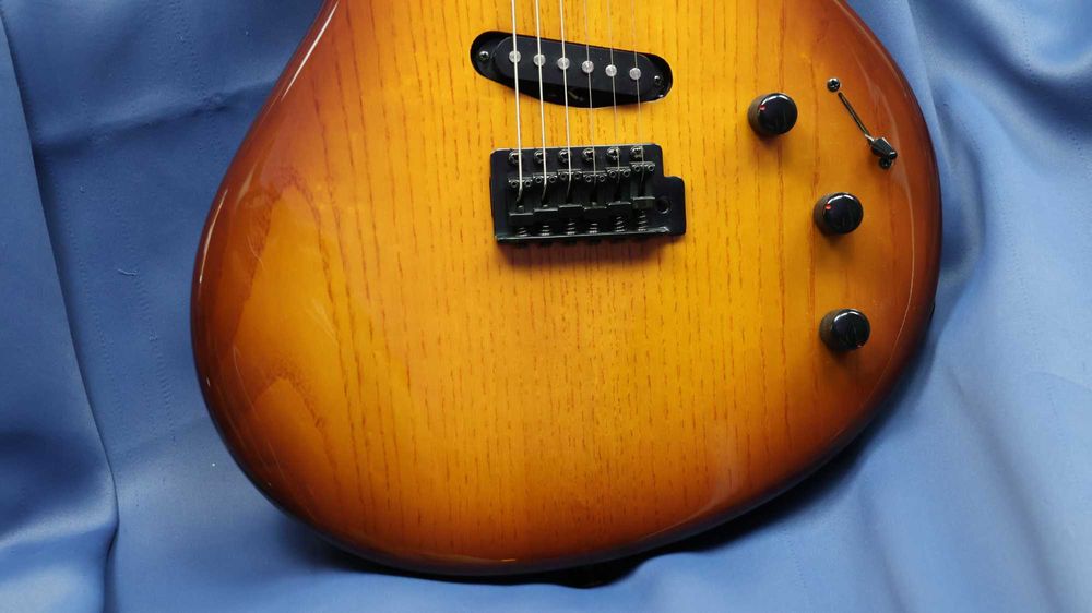 Polska gitara elektryczna Mensinger ProtoCust