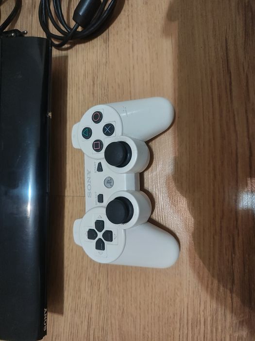 Konsola PS3 1T + Pad