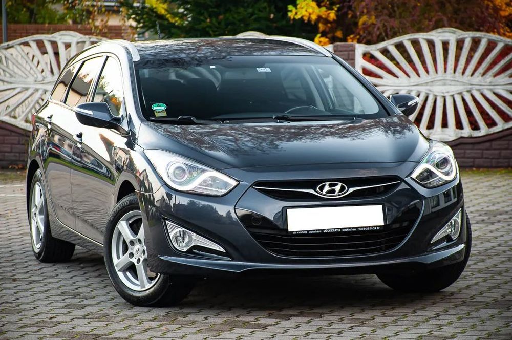 Hyundai i40 1.6 Benzyna 135 km Led Klima Navi Kamera Serwis Piękny z Niemiec
