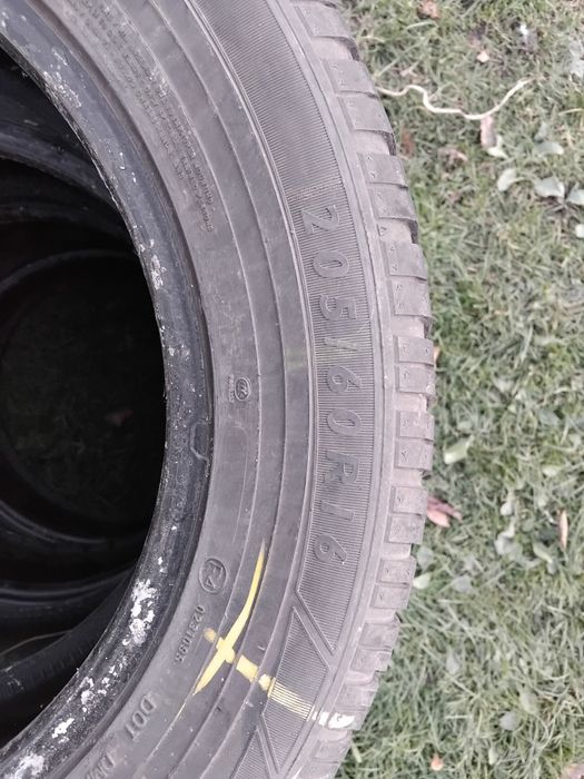 Opony zimowe 4 sztuki 205/60 R16 M+S DUNLOP