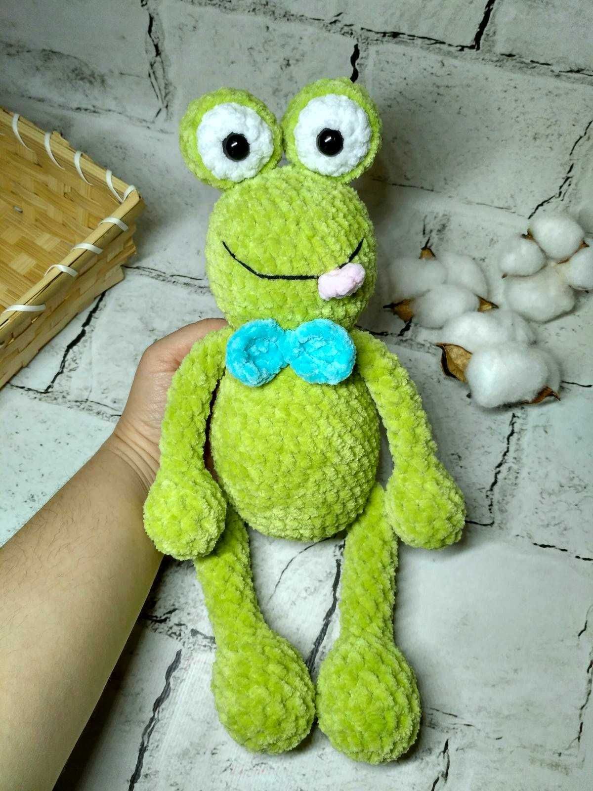Мягкая игрушка ручной работы вязаная амигуруми Hand Made Лягушка
