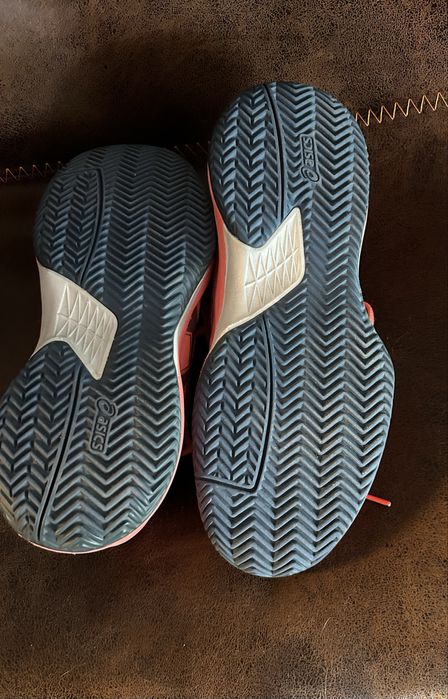 Sapatilhas padel Asics, como novas