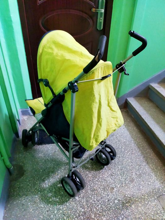 Wózek spacerowy typu parasolka Coneco