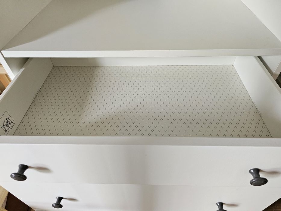 Cómoda Hauga (IKEA) 3 gavetas c/prateleira, branco, 70x116 cm