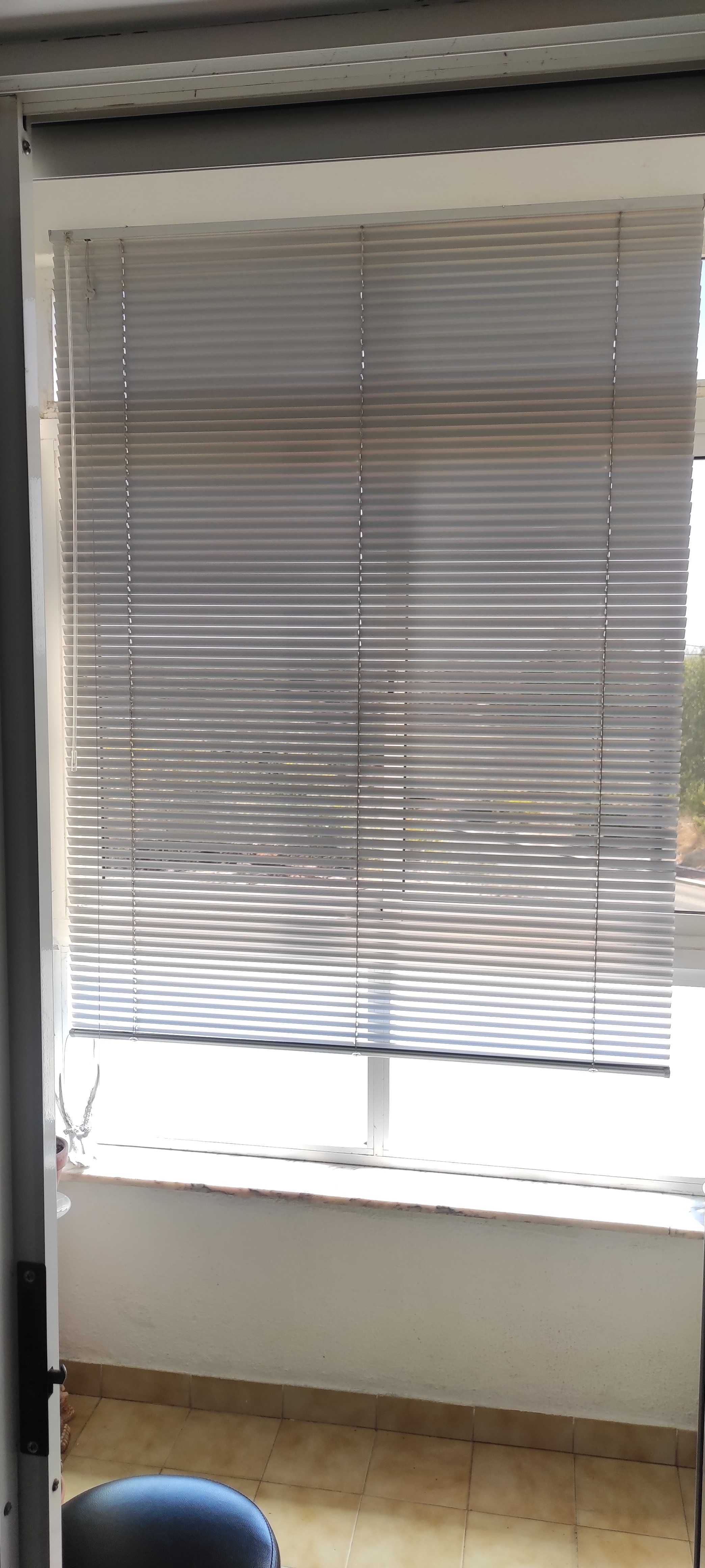 Cortinas Estores Venezianos