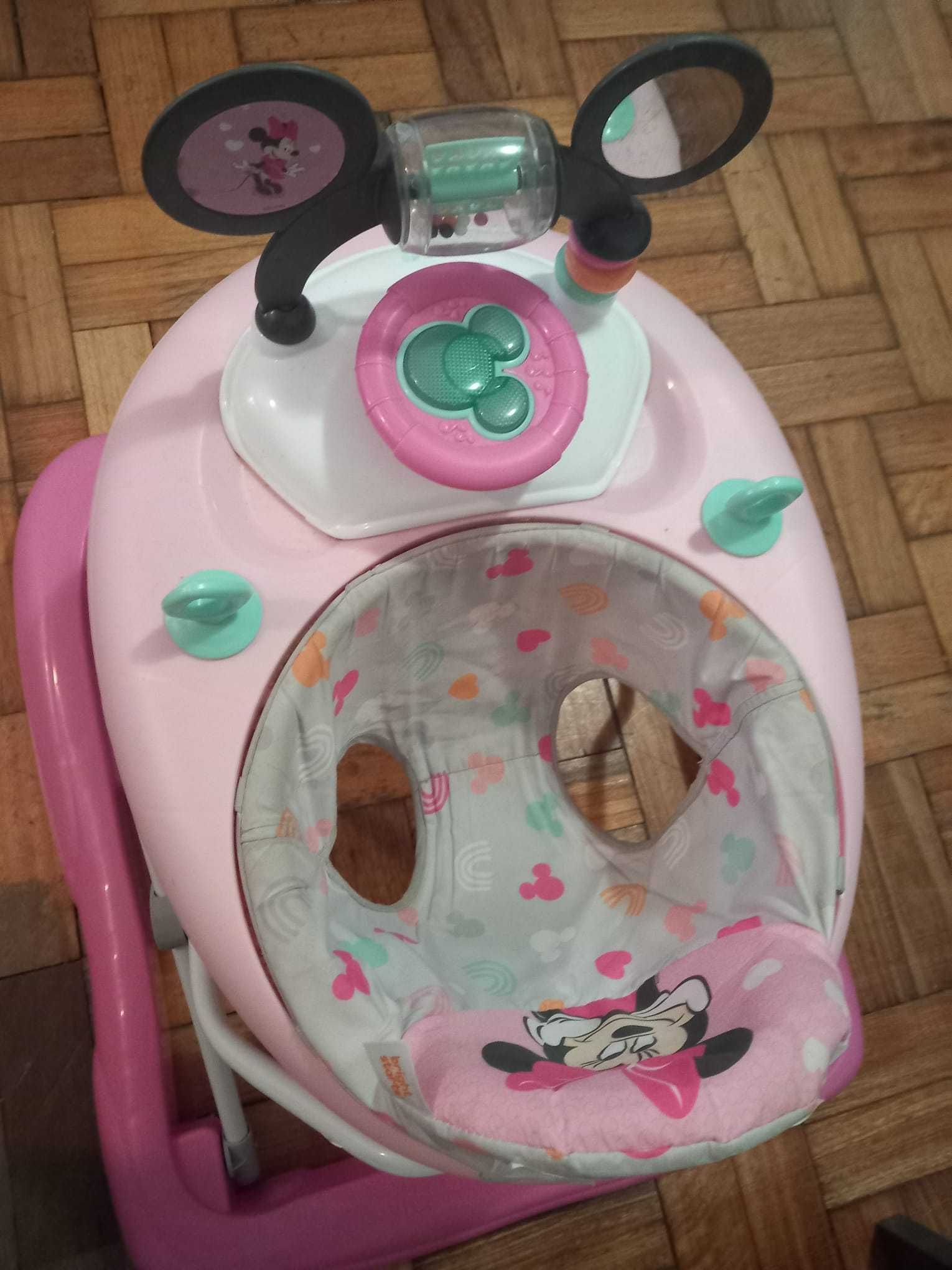 Vendo voador da minnie