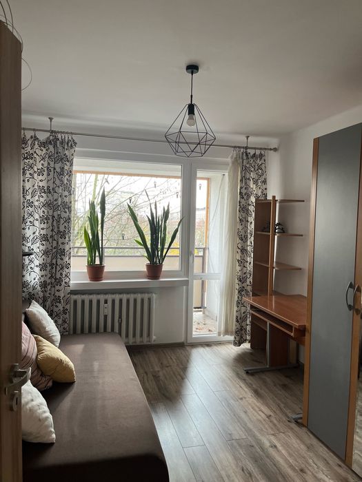 Wynajmę dwupokojowe mieszkanie dla studentów, oś. Ligota - 1700 zł