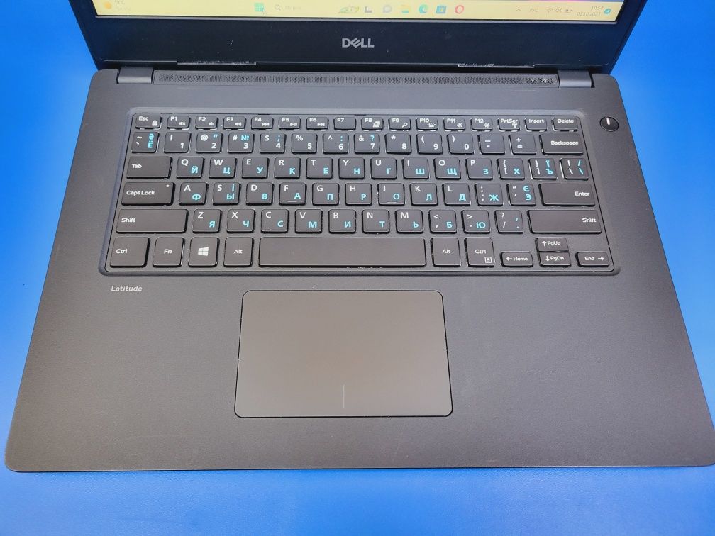 Dell Latitude 14" FullHD i5-7300/8Ddr4/256ssd/und620 akb 2г