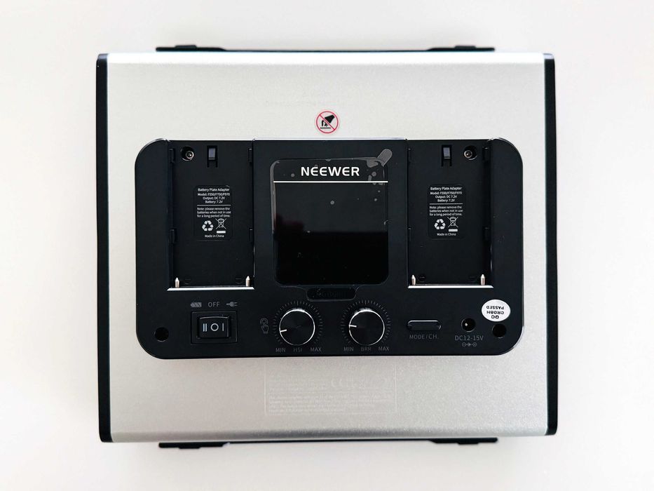 NEEWER Bi-Color 660 LED Video Light