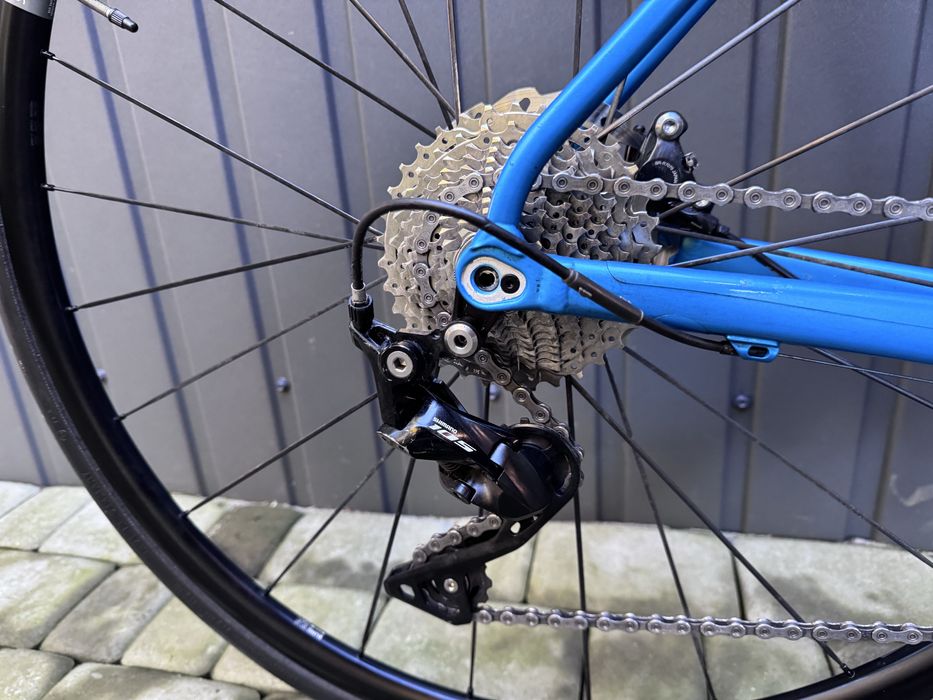 Canyon Endurace AL 7. Shimano 105 R7000.DT Swiss E1850 Spline Disc. XS