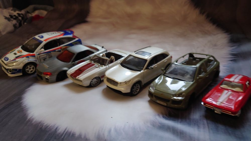 1/24 1/32 1/18Коллекцыонные автомодели.Maisto.Burago.Welly.Sunny Side