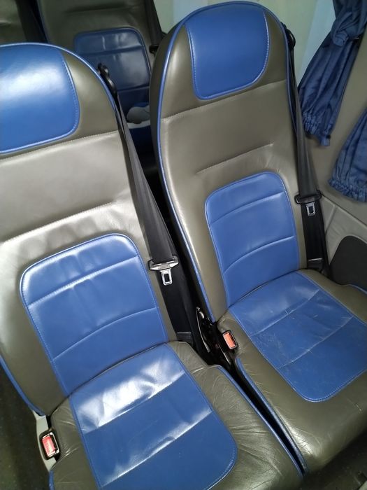 23 посадочних місця + водій