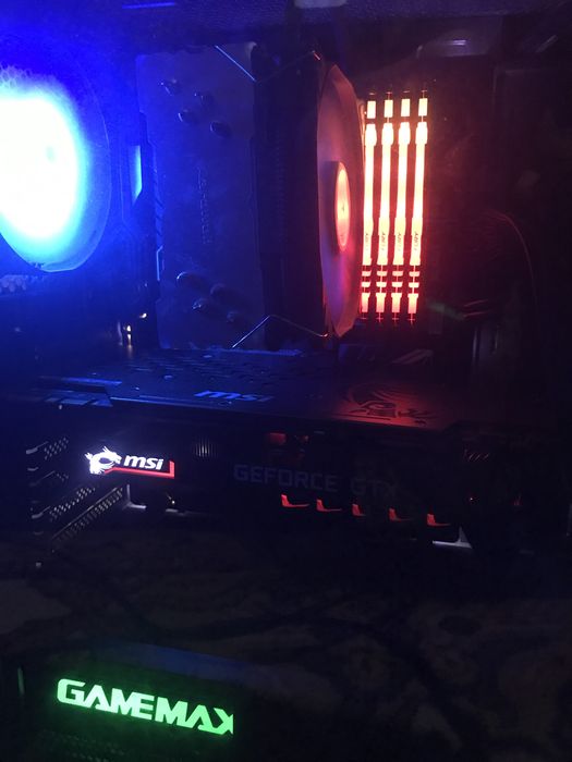 комплект i7‑7700K + 32 ГБ DDR4 RGB + MSI Z270