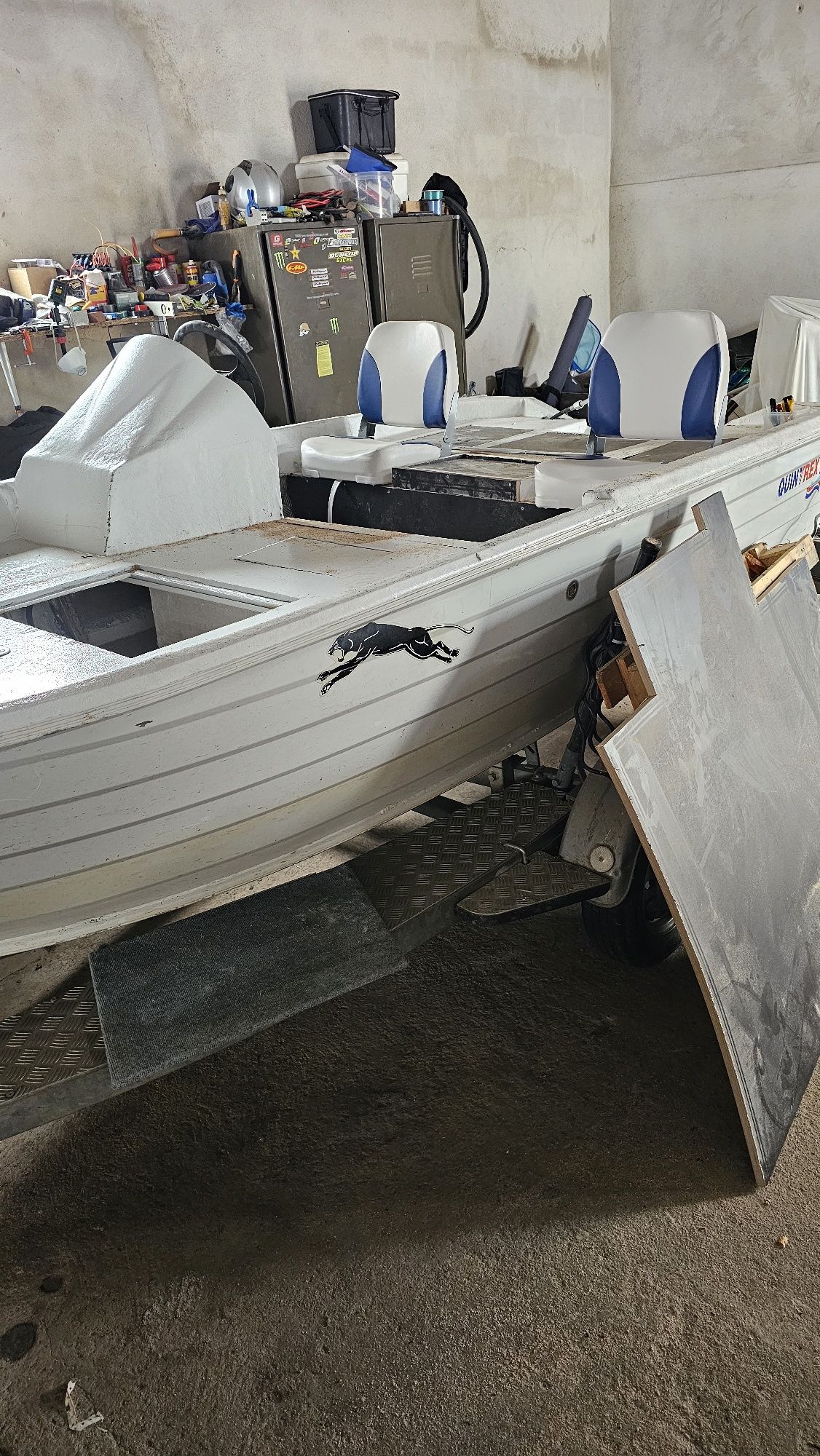 Barco pesca Quintrex