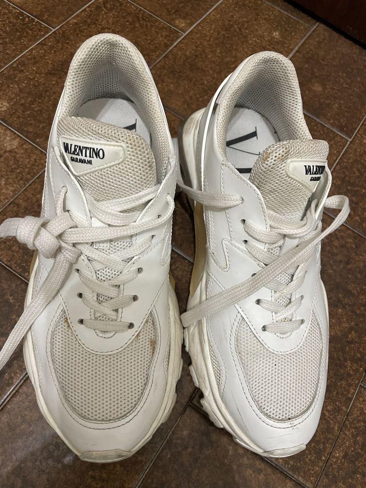 Sapatilhas Valentino