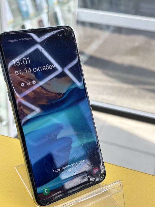 Samsungs10e 6/128