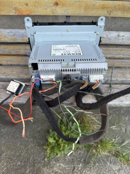 Radio renault LAN5210WR1 dotykowe bt usb