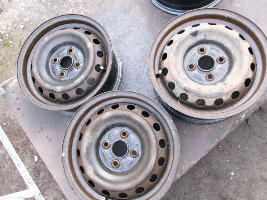 FELGA FELGI STAL 14 CALI TOYOTA YARIS II  III 4X100