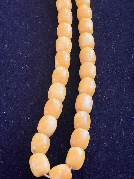 Намисто, 33 штук, смола сосни