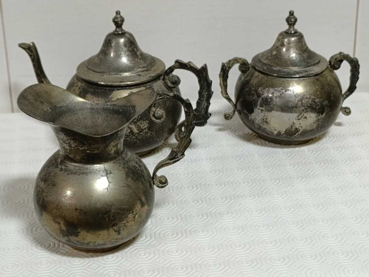 Conjunto de chá antigo 3 peças + tabuleiro casquinha de prata