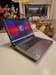 Laptop Msi Vector 17 HX 17"/i9-13980HX/RTX 4090/32GB/2TB/Win11/240HZ