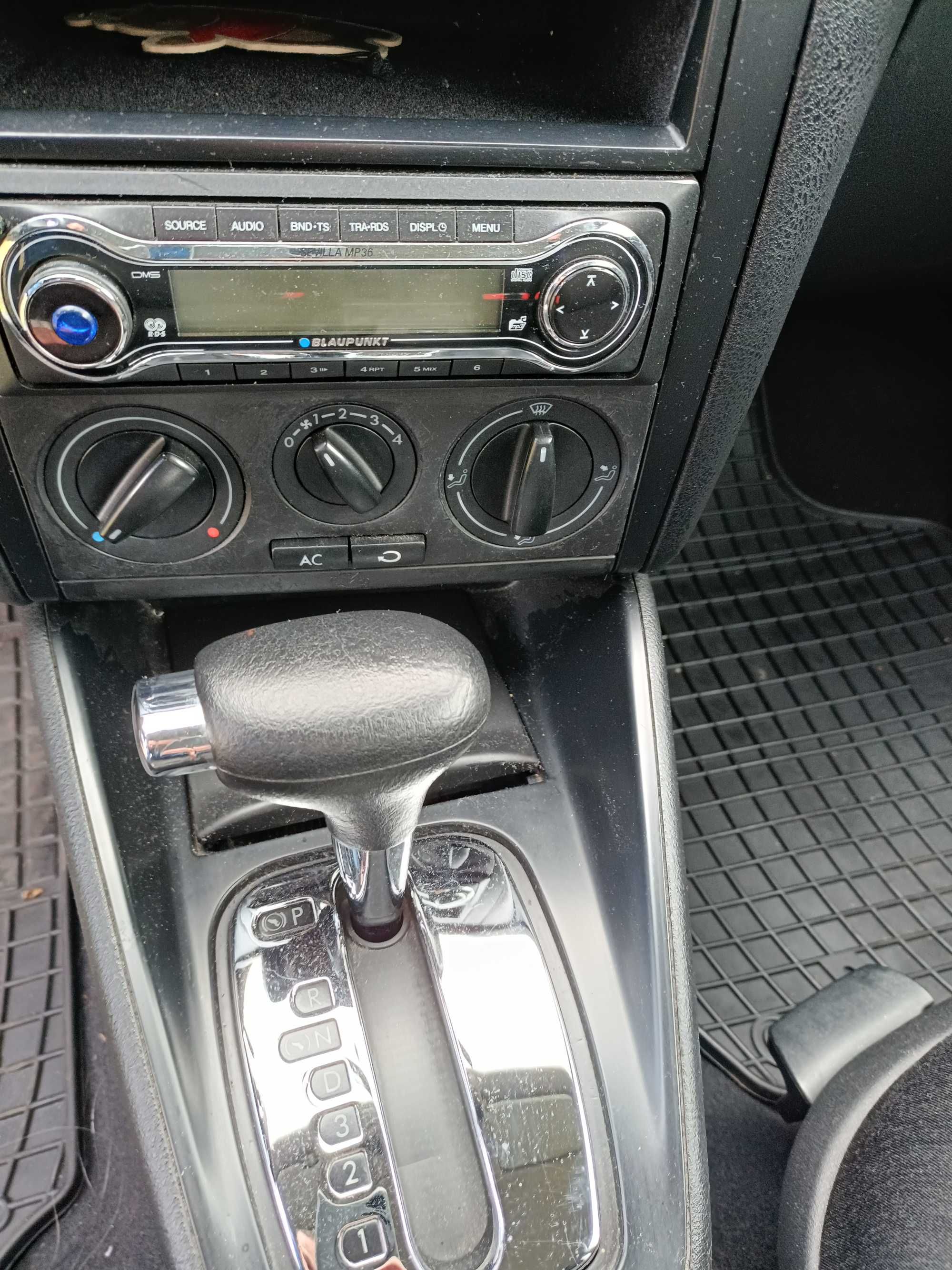 VW Golf IV 2000rok 1,6