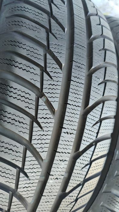 Opony Zimowe 185/65/15 Toyo 4szt