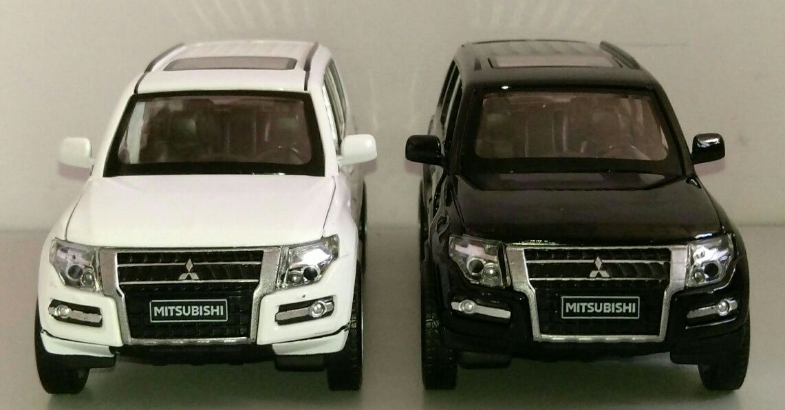 Mitsubishi Pajero 4WD Turbo модель "Автопром" 1:33. Металлическая звук