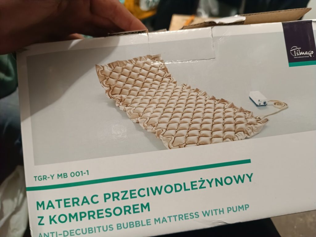 materac przeciw odlezeniowy z kompresorem