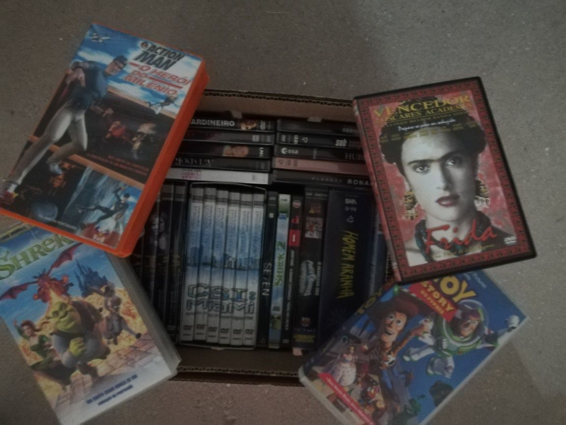 Lote de 34 Dvd's de Filmes e Séries