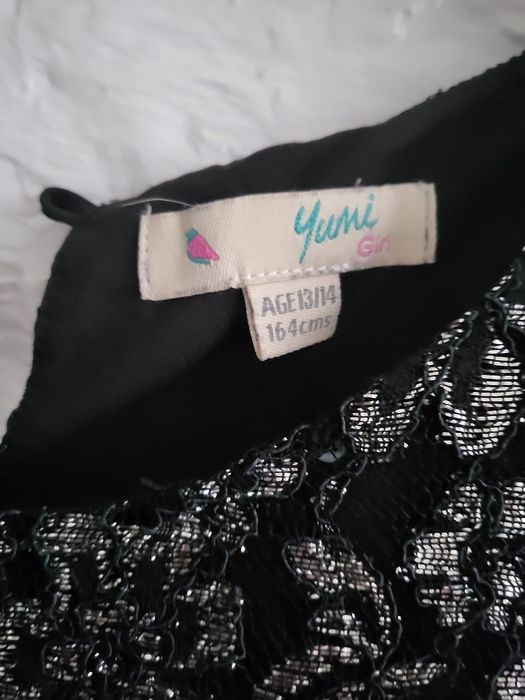 Śliczna sukienka karnawałowa błyszcząca z poszewką  1