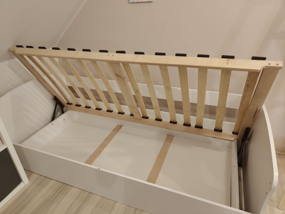 Łóżko dziecięce/młodzieżowe