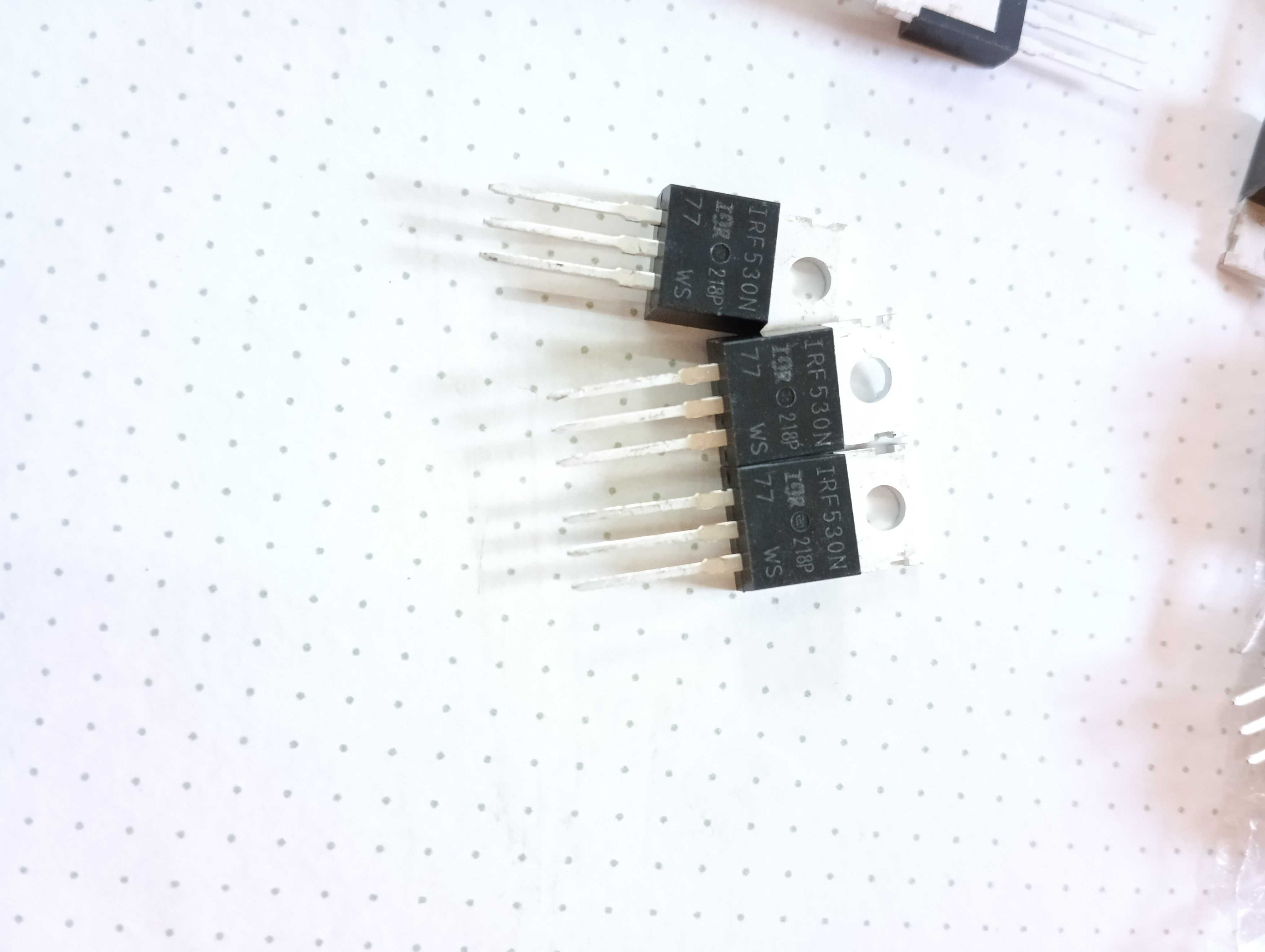 Транзистор IRF530N MOSFET