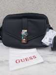 NOWA listonoszka GUESS czarna torebka torba kuferek a331 albury