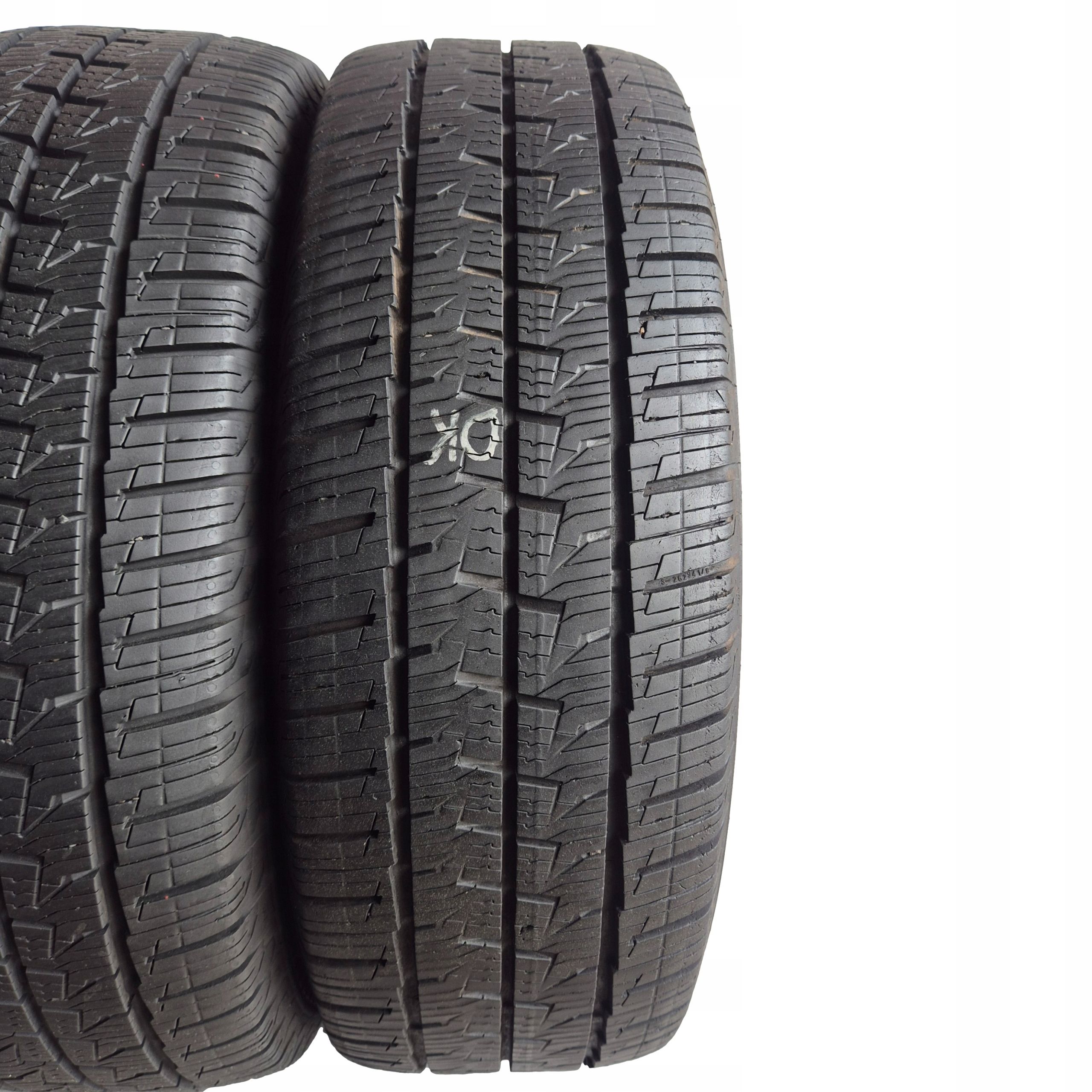 2x continental vancontact 4Seasons 215/65 R16C 109/107T 8mm