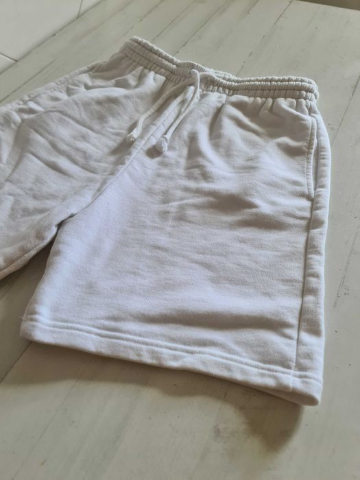 Calções Brancos Casuais Tamanho M Shorts Sports Gym Ginásio Training
