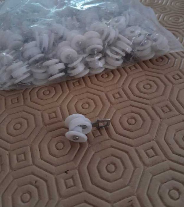 Rolo / Roda / Peça deslizante para cortina (100pcs)