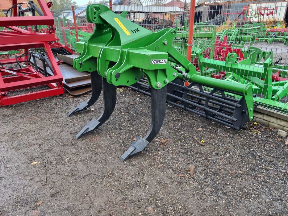 Głębosz TYTAN 3 łapy producent Dziekan solidna konstrukcja z wał rura