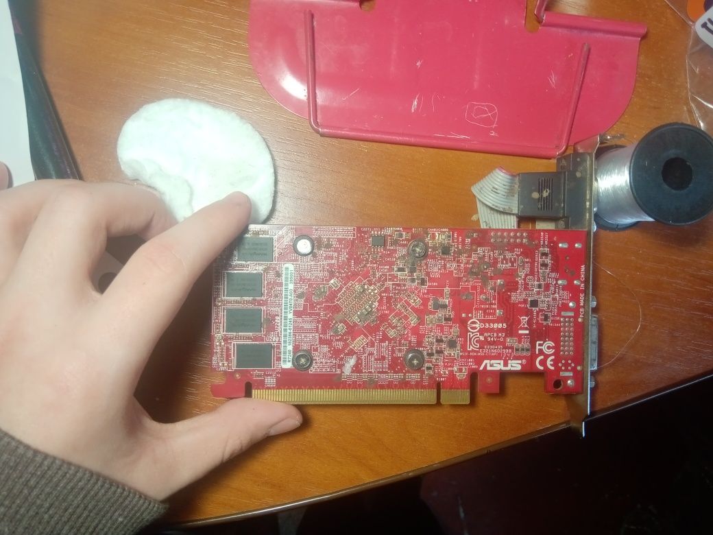 R7 240 2gb ddr3 ASUS