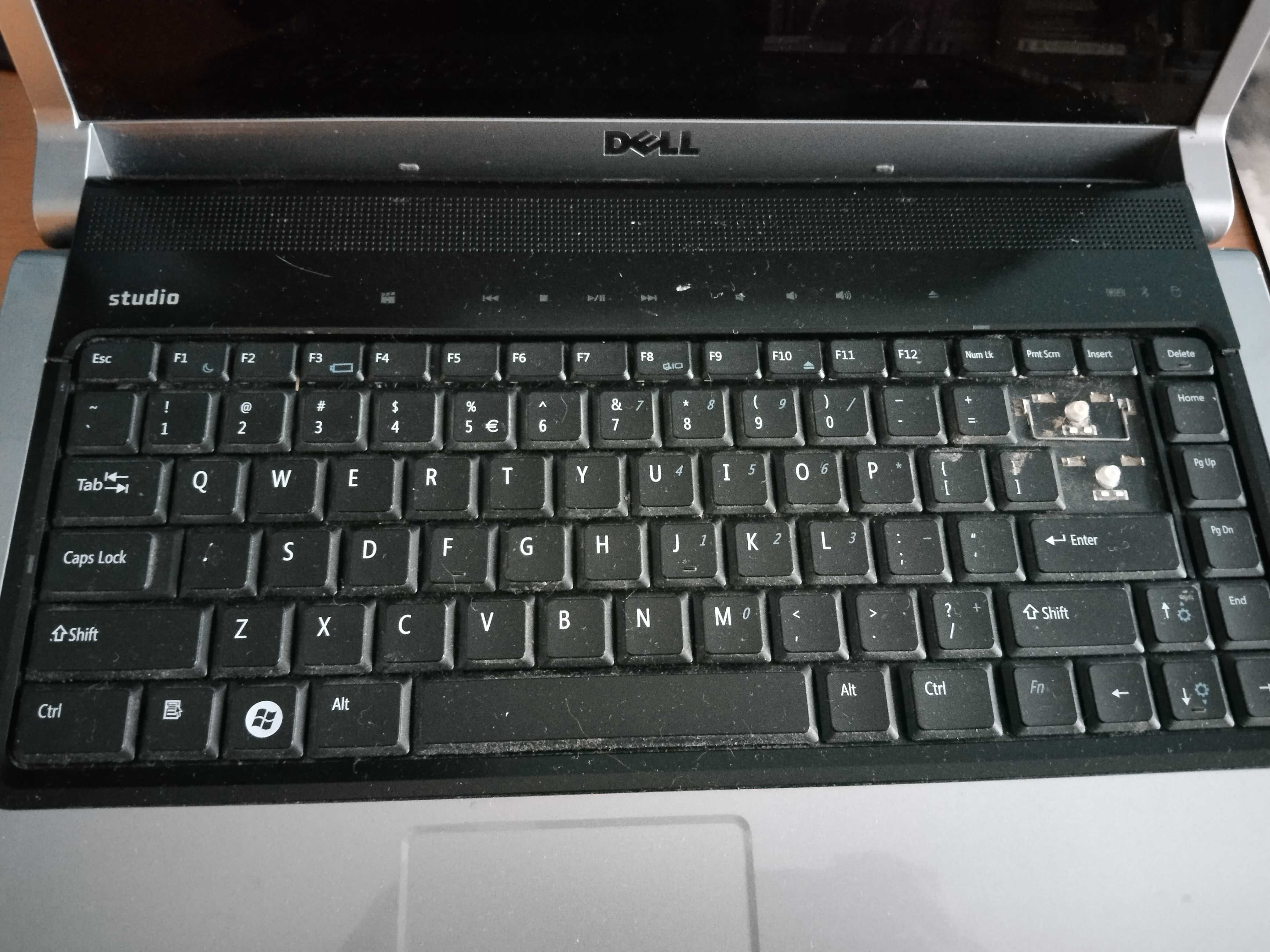 Sprzedam wolno działającego  laptopa Dell