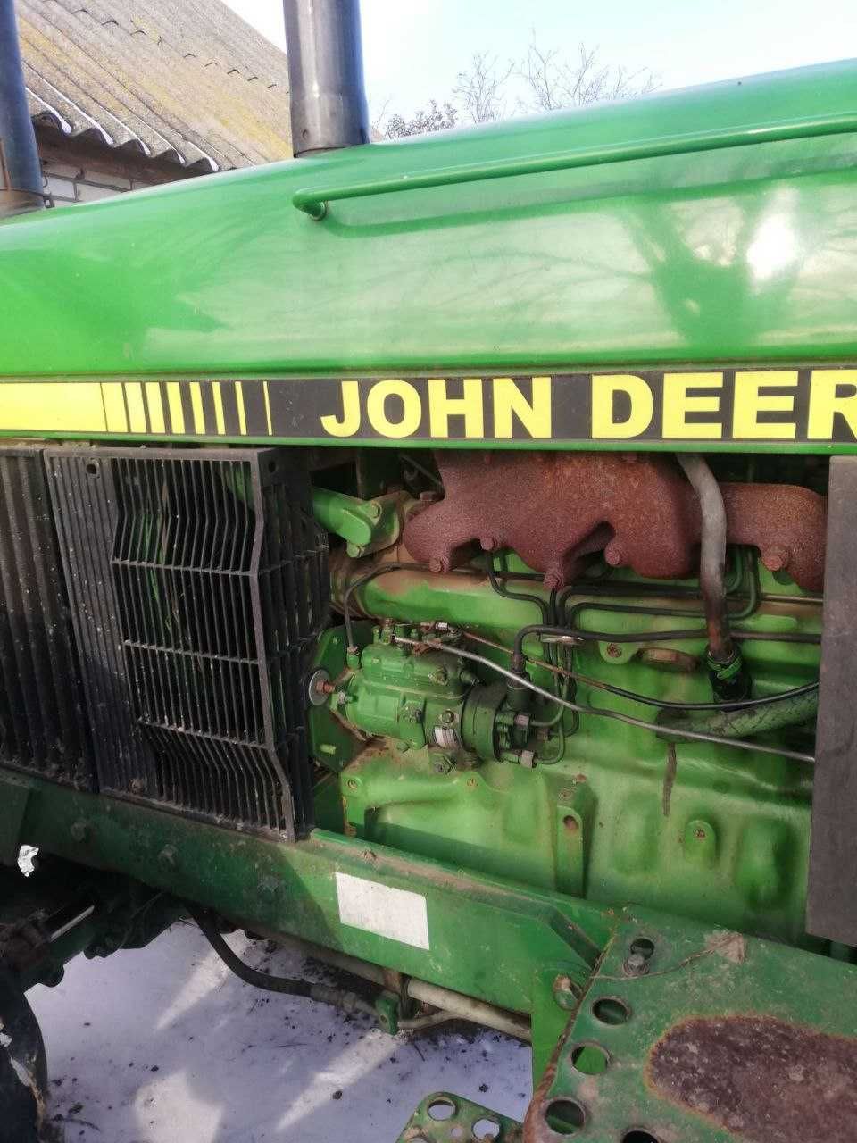 Трактор John Deere 2850 1992