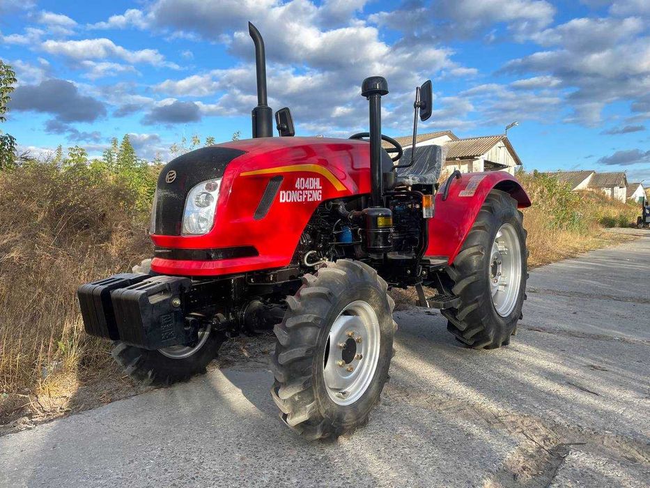Мінітрактор Dongfeng DF 404 DHL (червоний): 40 к.с.,  Реверс