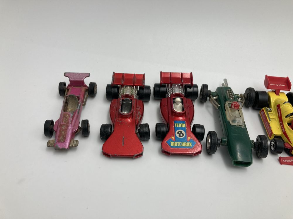 Wyścigówki Formula 1 zestaw 8szt Matchbox  i inne modele resorak